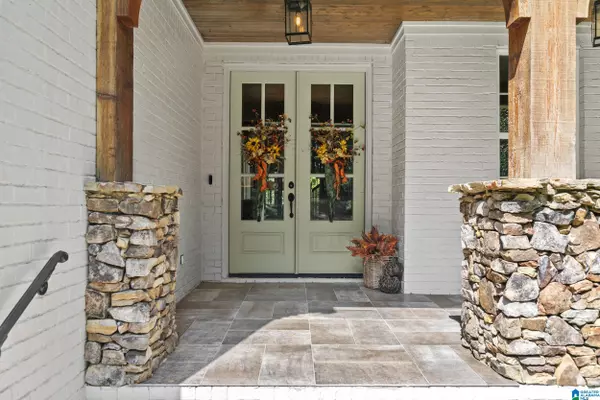 Birmingham, AL 35242,4343 LAKESHORE COVE