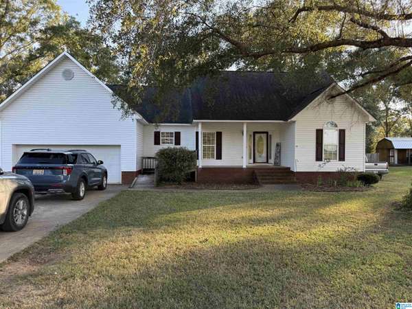 589 UNIVERSITY WAY, Centreville, AL 35042