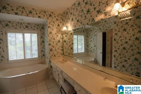 Leeds, AL 35094,7834 LAURA STREET