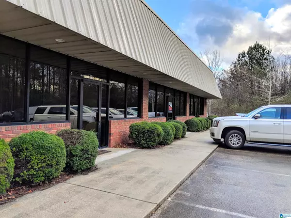 4648 VANN ROAD, Birmingham, AL 35235