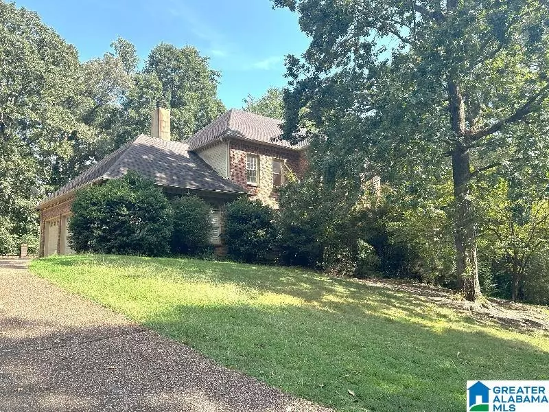 2401 MOUNTAIN VISTA DRIVE, Vestavia Hills, AL 35243