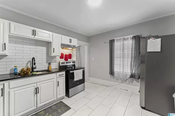 Birmingham, AL 35222,3411 S 6TH COURT