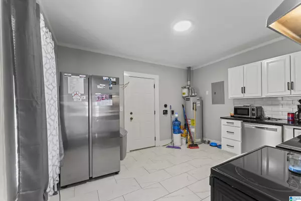 Birmingham, AL 35222,3411 S 6TH COURT