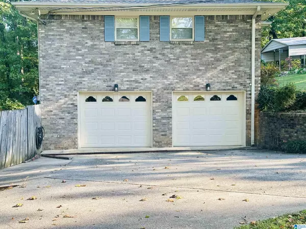 Pinson, AL 35215,6282 RED HOLLOW ROAD