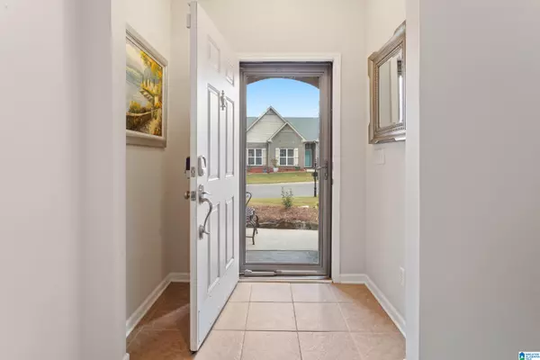 Leeds, AL 35094,6832 VALLEY LANE