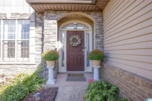 Calera, AL 35040,176 RENWICK LANE