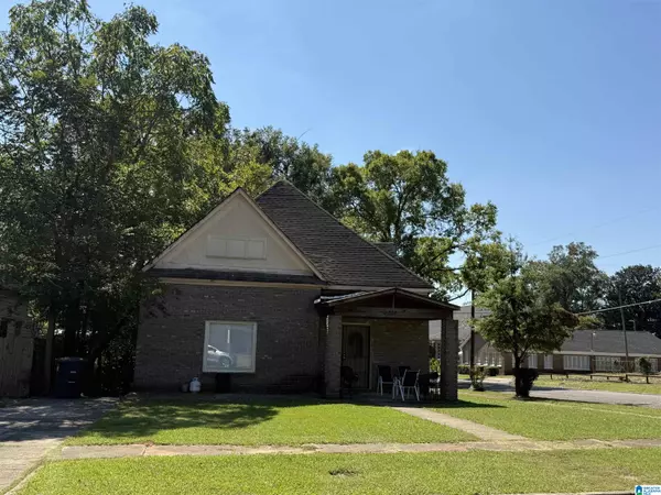 1331 4TH COURT W, Birmingham, AL 35208