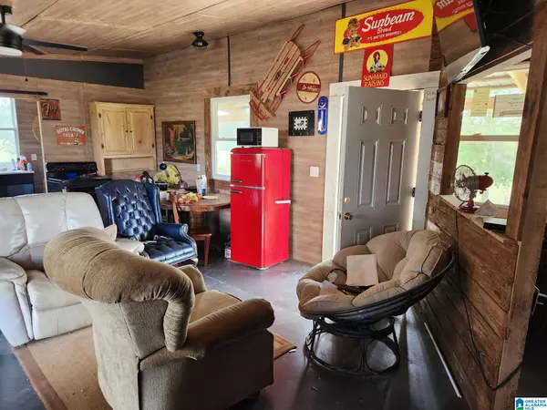 Altoona, AL 35952,4451 MCCOURT ROAD