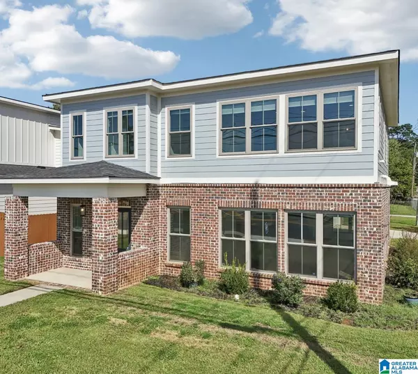 3000 9TH AVENUE SW, Huntsville, AL 35805