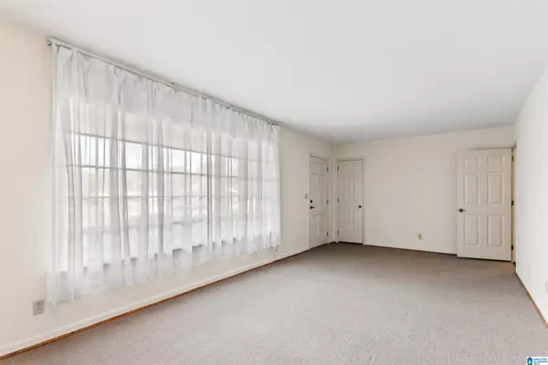 Tuscaloosa, AL 35405,907 51ST STREET E