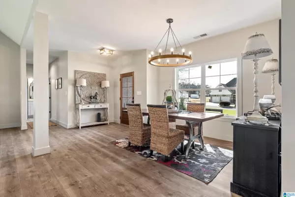 Cropwell, AL 35054,15 OLD ROADWAY