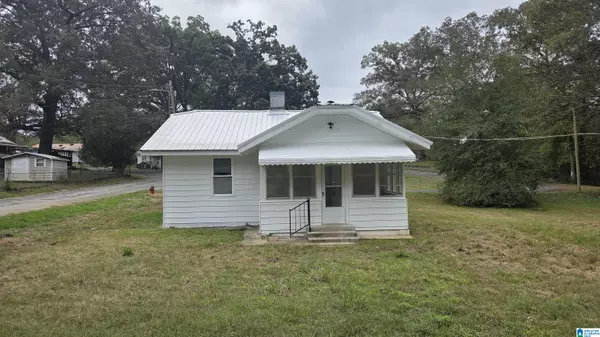 120 RAILROAD AVENUE, Adamsville, AL 35005