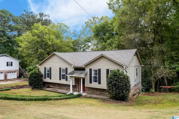 Birmingham, AL 35235,1833 EASTRIDGE DRIVE