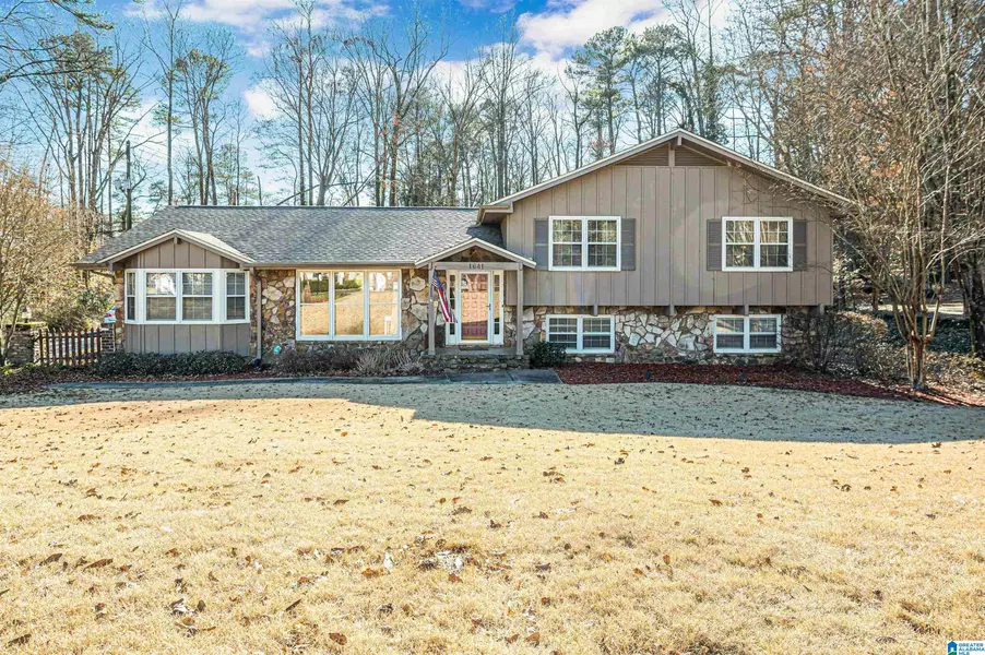 1641 KESTWICK DRIVE, Hoover, AL 35226