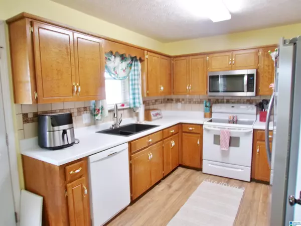 Weaver, AL 36277,242 ANDREW DRIVE