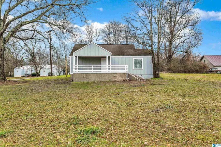 588 S MAIN STREET, Graysville, AL 35073