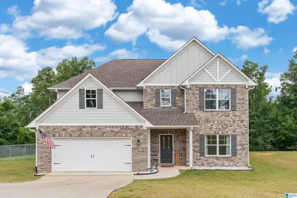 6643 WHITE OAK LANE, Hueytown, AL 35023