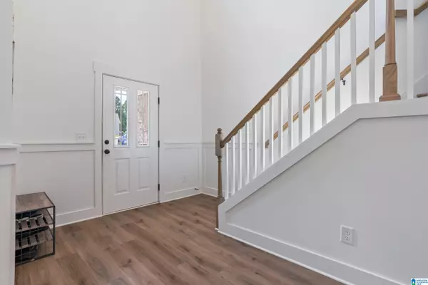Hueytown, AL 35023,6643 WHITE OAK LANE