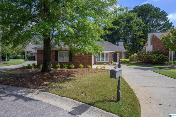 Vestavia Hills, AL 35242,4129 VESTVIEW DRIVE