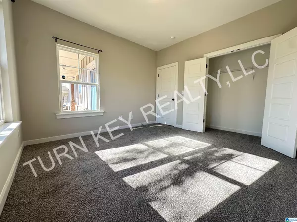 Trussville, AL 35173,120 LAKERIDGE DRIVE