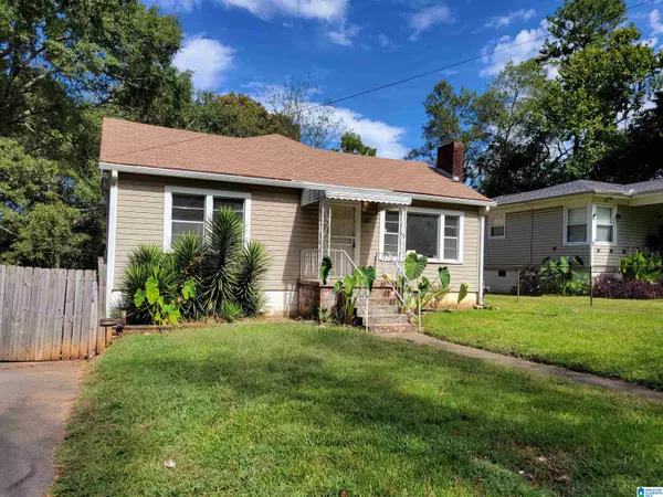 1010 7TH AVENUE, Midfield, AL 35228