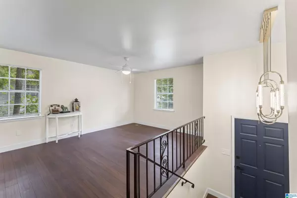 Center Point, AL 35215,2649 6TH STREET