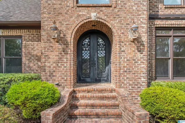 Birmingham, AL 35242,4108 KESTEVEN DRIVE