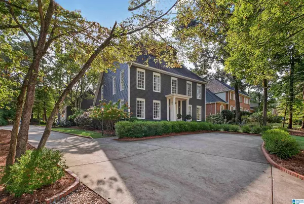 Birmingham, AL 35242,5363 WOODFORD DRIVE