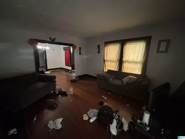 Birmingham, AL 35208,3016 AVENUE T