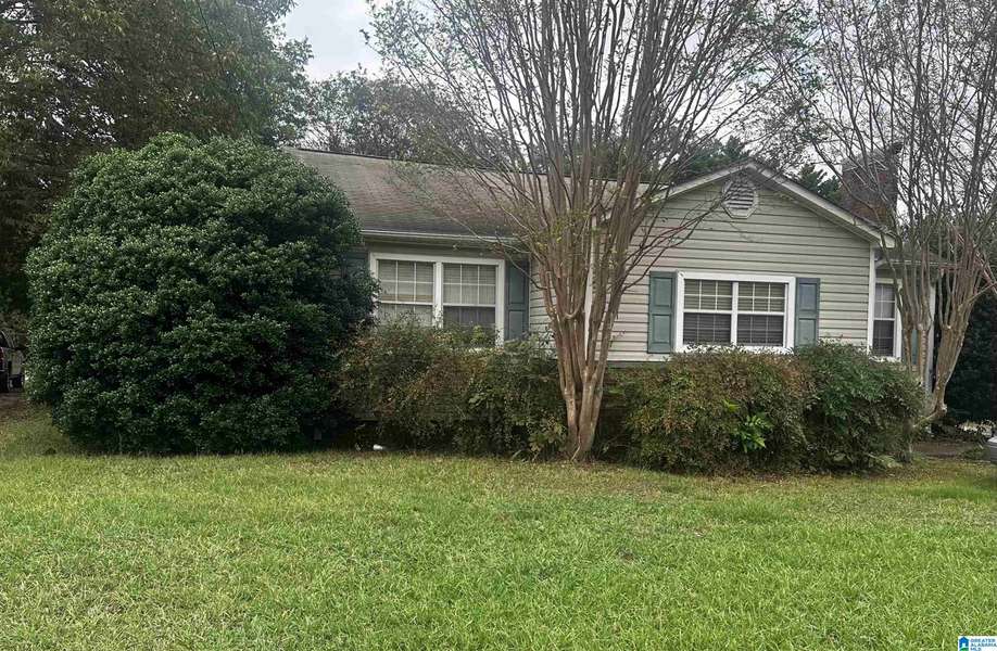 1420 HUEYTOWN ROAD, Hueytown, AL 35023