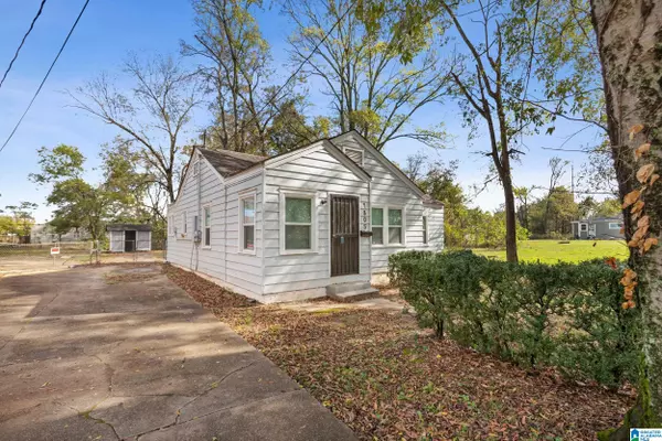 4805 AVENUE V, Birmingham, AL 35208