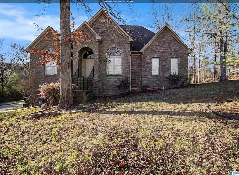 927 BENDING CREEK DRIVE, Bessemer, AL 35023