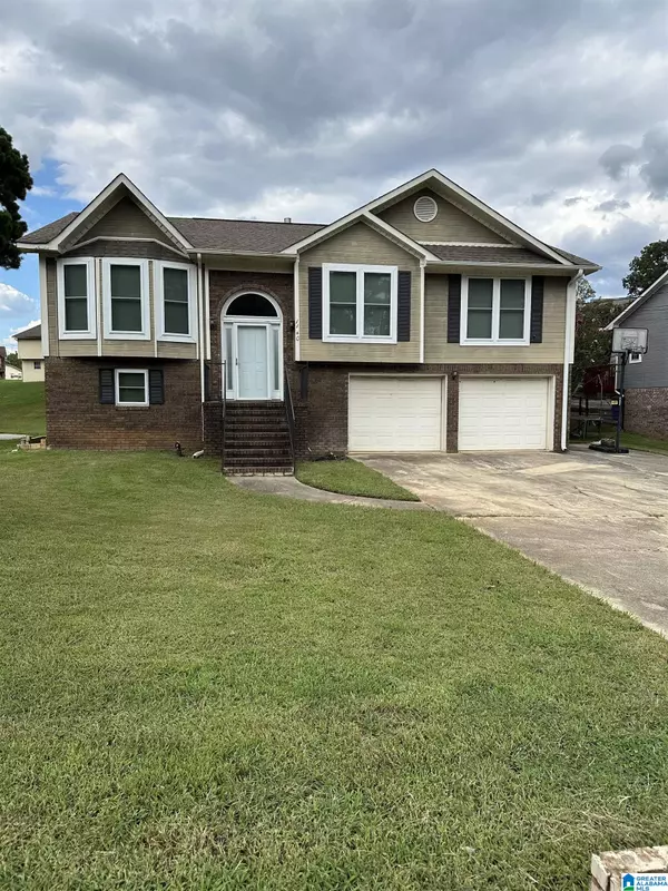 1140 OLE OAK LANE, Fairfield, AL 35064
