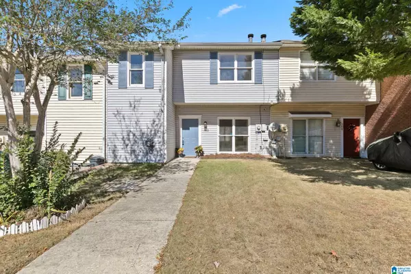 703 HILLSBORO LANE, Helena, AL 35080