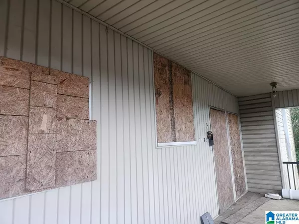 Birmingham, AL 35218,1735 27TH STREET