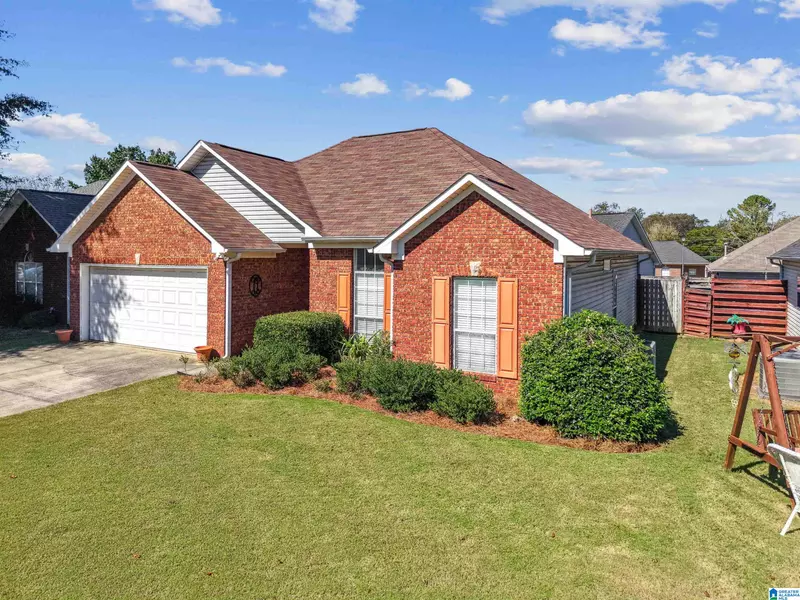 8712 CEDAR SPRINGS CIRCLE, Leeds, AL 35094