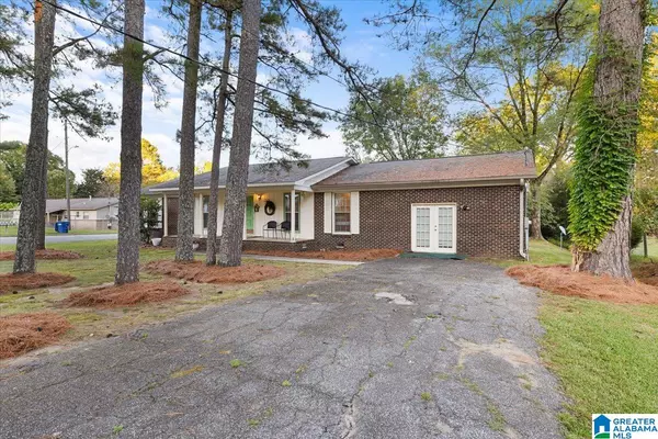 Oneonta, AL 35121,805 COTTON AVENUE