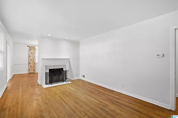 Homewood, AL 35209,1513 VALLEY AVENUE