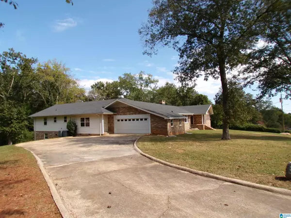 Anniston, AL 36207,7 CHRISTOPHER WAY