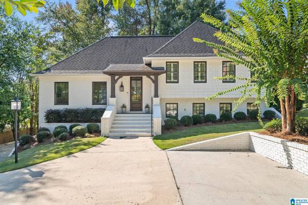 112 HERITAGE CIRCLE, Mountain Brook, AL 35213