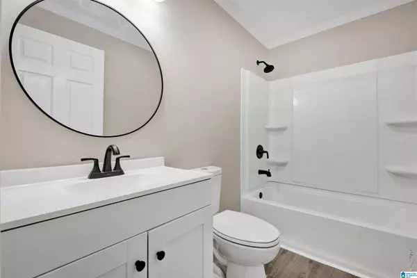 Anniston, AL 36207,410 GOODWIN AVENUE