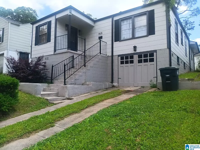 1525 8TH COURT W, Birmingham, AL 35208