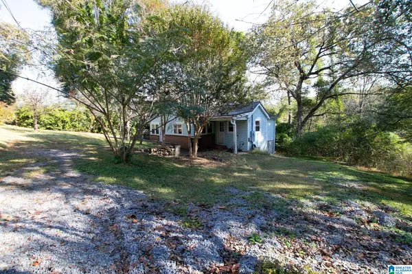 Cullman, AL 35055,316 CLIFF ROAD SE