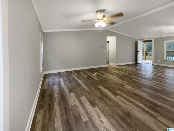 West Blocton, AL 35184,620 ROCKYVIEW ROAD