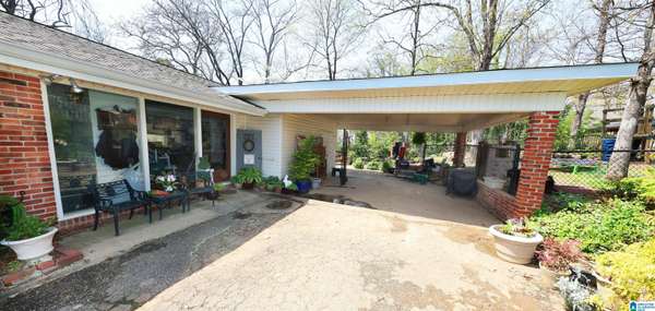 1504 RAINBOW CIRCLE, Anniston, AL 36207