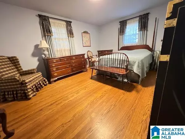 Anniston, AL 36207,2000 HENRY ROAD