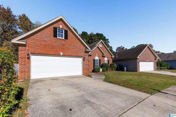 Sterrett, AL 35147,634 FOREST LAKES DRIVE