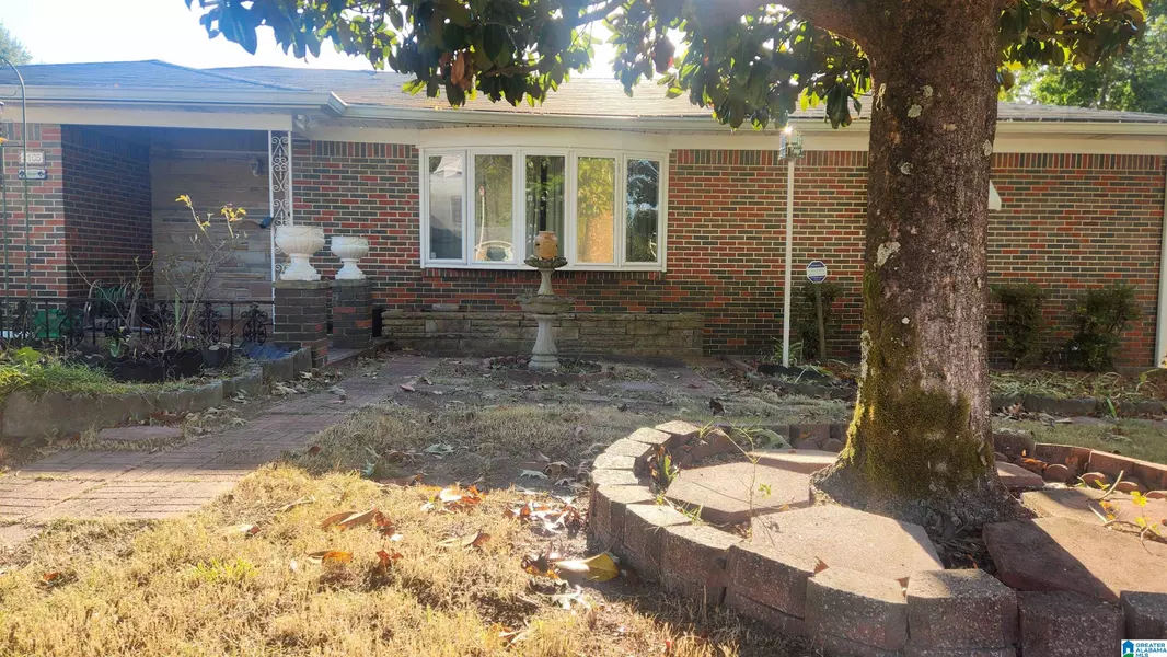 2105 5TH WAY NW, Center Point, AL 35215