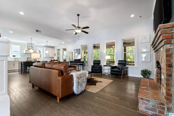 Trussville, AL 35173,4215 CAHABA BEND