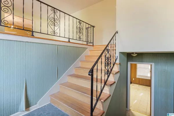 Center Point, AL 35215,2113 5TH WAY CIRCLE NW